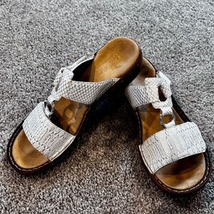 Rieker Sandals white with shimmery silver print Size 39